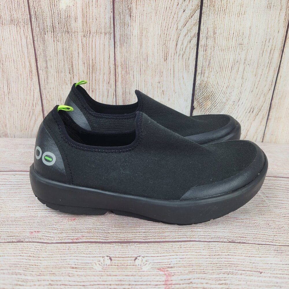 OOFOS OOmg Eezee Low Loafers Womens Size 6.5 Black Recovery Comfort Shoes Slip
